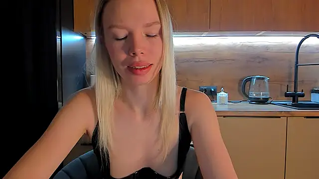 Olivia Bells online show from January 2026 10:35:02 PM