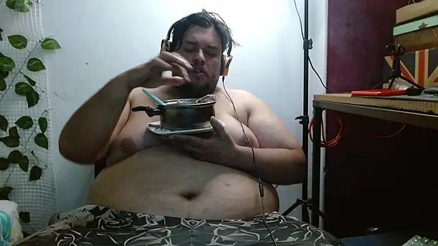 Snapshot of altairstudiosvip_ chatting on February 2025 07:13:01 PM altairstudiosvip  online show from February 2025 07:13:01 PM