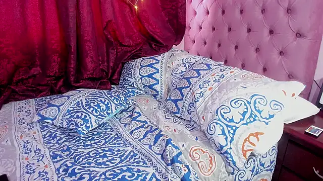 Room312  online show from October 2025 06:42:02 PM