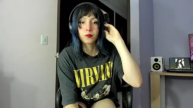 Room312  online show from April 2026 01:03:02 PM