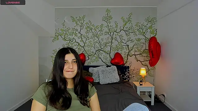 Snapshot of Linda_EX chatting on February 2025 07:01:02 AM Linda EX online show from February 2025 07:01:02 AM