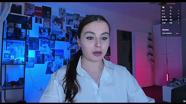 Tenderalise online show from December 2024 07:11:02 PM