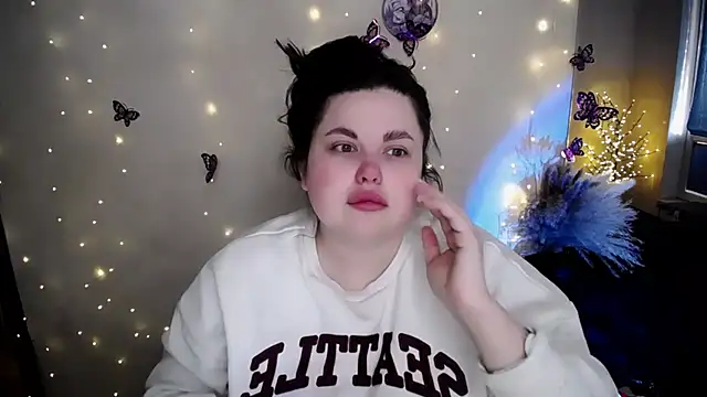 Emily Mo online show from February 2026 07:03:02 AM