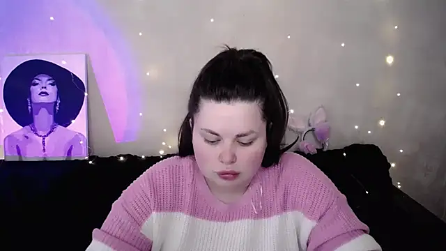 Emily Mo online show from February 2026 06:47:01 AM