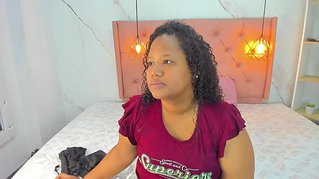 Snapshot of Belle_Brunette chatting on February 2026 11:31:01 AM Belle Brunette online show from February 2026 11:31:01 AM