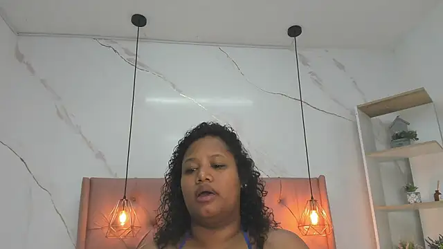 Snapshot of Belle_Brunette chatting on February 2026 11:31:02 AM Belle Brunette online show from February 2026 11:31:02 AM