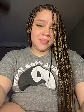 QueenNuttCollector online show from January 2025 10:44:02 PM