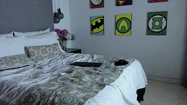 Snapshot of andrhes_baby chatting on October 2025 01:17:01 AM andrhes baby online show from October 2025 01:17:01 AM