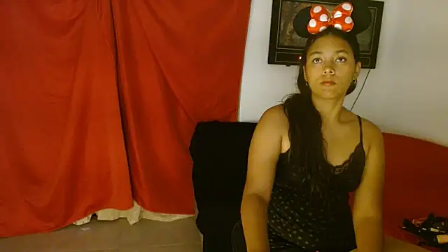 Chiara petterson online show from April 2026 03:15:01 AM