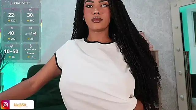 HOTBLACKANDWHITE2 online show from March 2026 03:34:02 AM