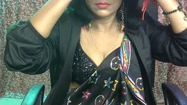 iam-moni2 online show from December 2025 01:11:02 AM