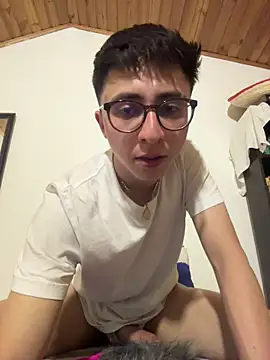 CamiRojas boy online show from March 2026 03:45:01 AM