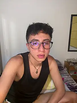 CamiRojas boy online show from May 2026 04:07:02 AM