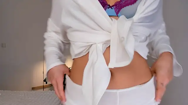 Snapshot of kawaii_mia chatting on October 2025 01:54:01 PM kawaii mia online show from October 2025 01:54:01 PM