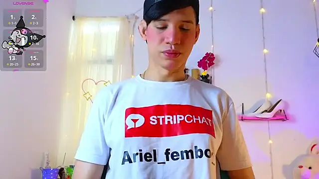 Ariel Femboy  online show from March 2025 07:27:02 PM