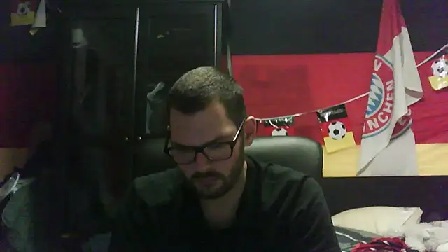 Die-geile-Sau online show from November 2025 09:25:02 PM