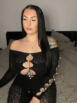 Mia-Bremer online show from March 2026 03:47:01 PM