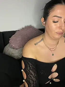 Mia-Bremer online show from March 2026 10:21:02 PM