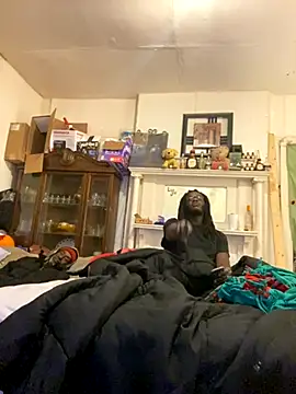 4SideJoe online show from November 2025 04:17:01 PM