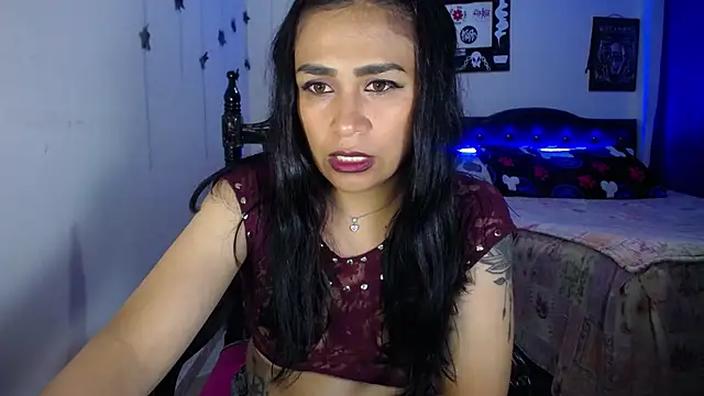 pinky violeta online show from December 2024 06:27:01 PM