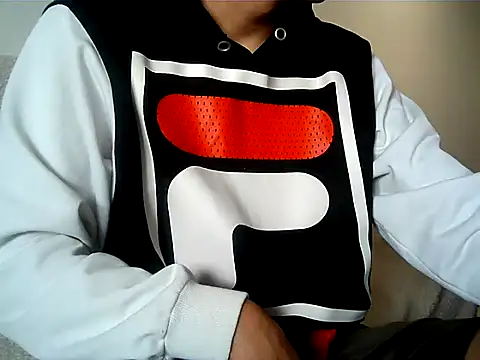 axeldaviid online show from February 2025 04:10:02 PM