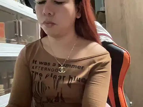 UrLove Marga online show from December 2025 11:01:02 PM