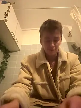 Toyjungee online show from November 2025 12:33:01 AM