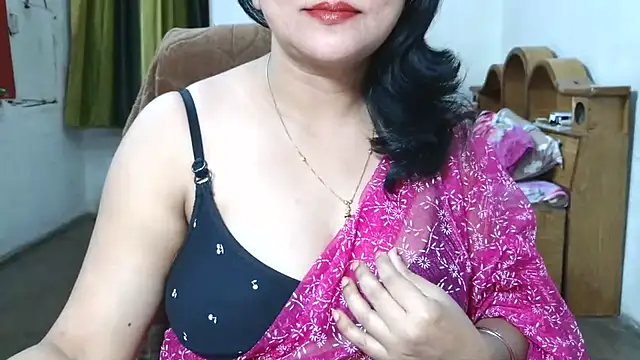 Snapshot of Cute_Mahi22 chatting on July 2026 06:46:01 PM Cute Mahi22 online show from July 2026 06:46:01 PM