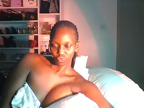 Snapshot of tashwaa chatting on August 2026 07:34:02 PM tashwaa online show from August 2026 07:34:02 PM