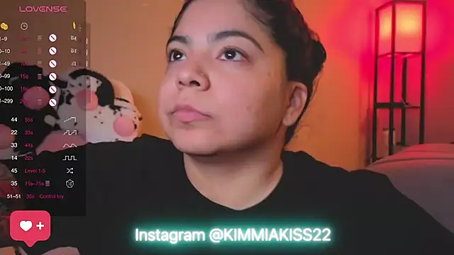 Snapshot of kimmiakiss22 chatting on February 2025 04:27:01 AM kimmiakiss22 online show from February 2025 04:27:01 AM