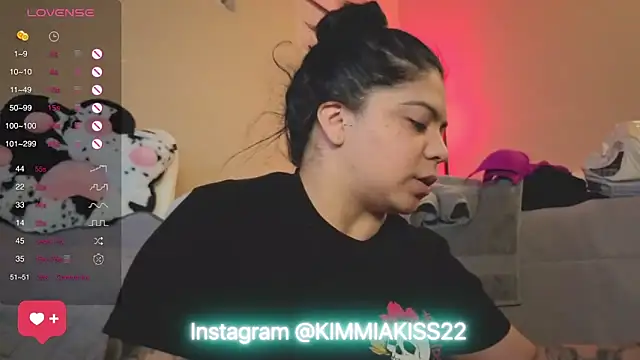 Snapshot of kimmiakiss22 chatting on February 2025 05:18:02 AM kimmiakiss22 online show from February 2025 05:18:02 AM