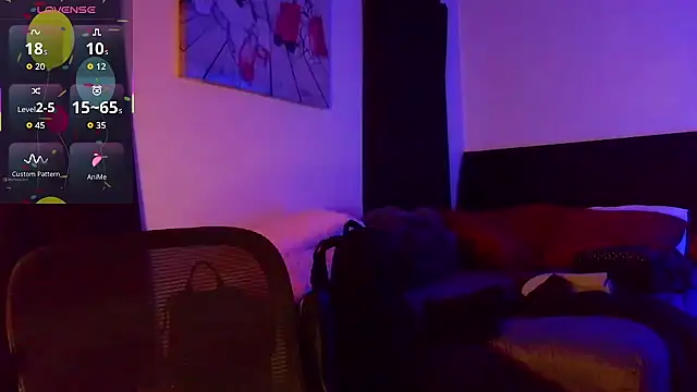 kimmiakiss22 online show from November 2025 02:33:02 AM