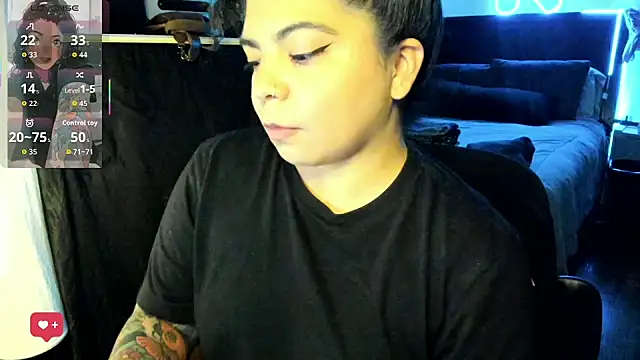 kimmiakiss22 online show from April 2026 11:54:01 PM