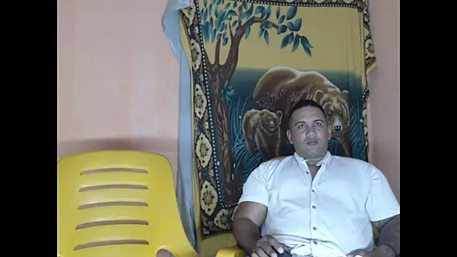 Snapshot of lover_1994 chatting on June 2026 09:47:01 AM lover 1994 online show from June 2026 09:47:01 AM
