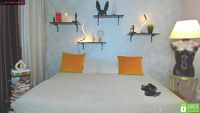 Snapshot of StripBianka chatting on March 2025 04:30:01 PM StripBianka online show from March 2025 04:30:01 PM