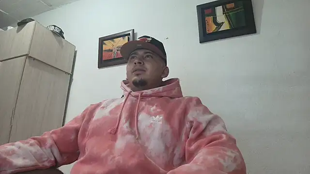 Snapshot of myke_andrade chatting on November 2025 01:41:01 AM myke andrade online show from November 2025 01:41:01 AM
