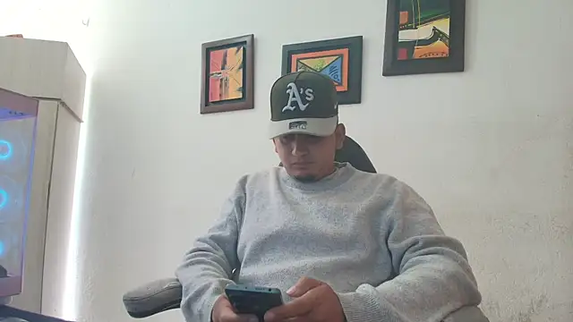 Snapshot of myke_andrade chatting on December 2025 02:00:02 PM myke andrade online show from December 2025 02:00:02 PM