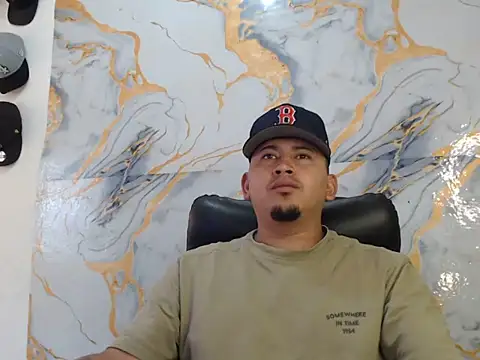 Snapshot of myke_andrade chatting on July 2026 02:14:01 PM myke andrade online show from July 2026 02:14:01 PM