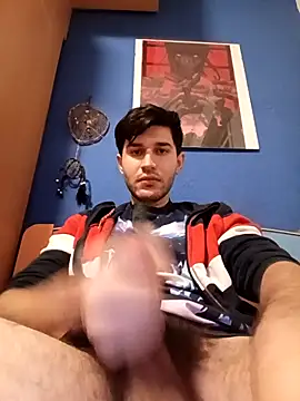 Snapshot of Esti02 chatting on December 2025 05:08:02 PM Esti02 online show from December 2025 05:08:02 PM