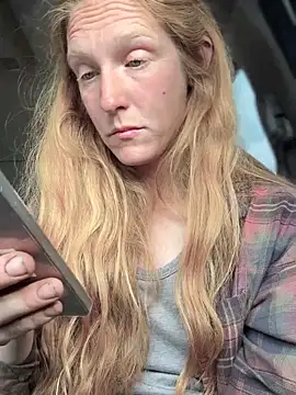 GoldenFlameGoddess online show from April 2026 04:06:02 AM