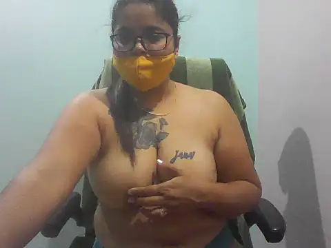 Snapshot of gyanvi1 chatting on February 2025 07:13:01 AM gyanvi1 online show from February 2025 07:13:01 AM