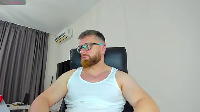 Snapshot of Findom_guy chatting on March 2026 10:26:01 AM Findom guy online show from March 2026 10:26:01 AM