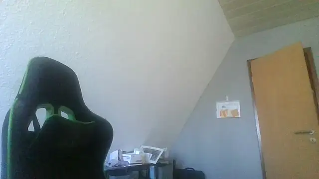 Golffahrer1982 online show from November 2025 09:43:01 AM