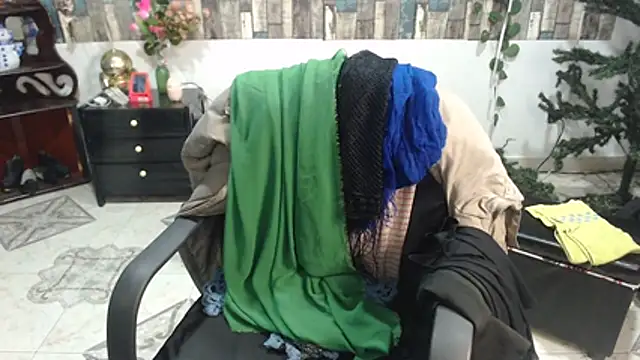 KarimaSarabe online show from November 2025 01:18:01 AM