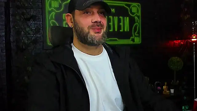 LexXHardy online show from November 2025 11:38:02 AM