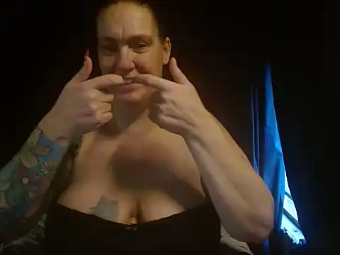 SimoneMoore online show from January 2026 10:12:02 PM