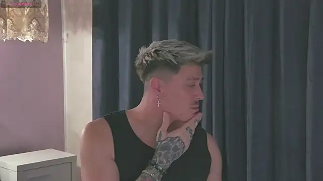 Snapshot of Dirty_Ken69 chatting on December 2025 07:42:02 PM Dirty Ken69 online show from December 2025 07:42:02 PM