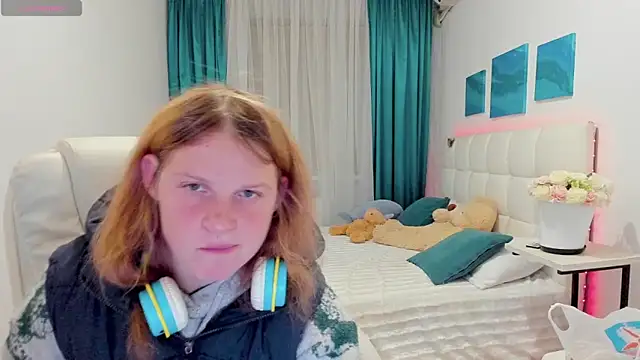 Kathlyn  Heath online show from October 2025 04:52:01 PM