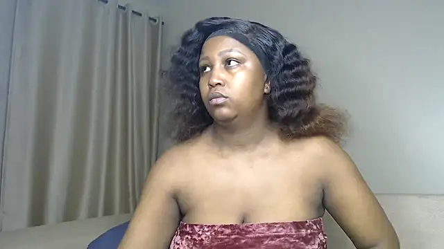 Snapshot of NIKKIE_LOVE chatting on October 2025 01:50:02 AM NIKKIE LOVE online show from October 2025 01:50:02 AM