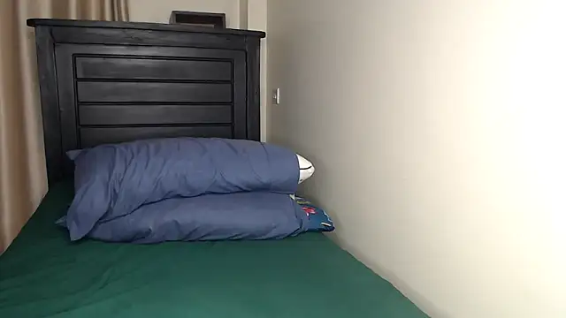 Snapshot of NIKKIE_LOVE chatting on October 2025 01:36:03 PM NIKKIE LOVE online show from October 2025 01:36:03 PM